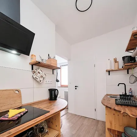 Anhalt Apartment *
